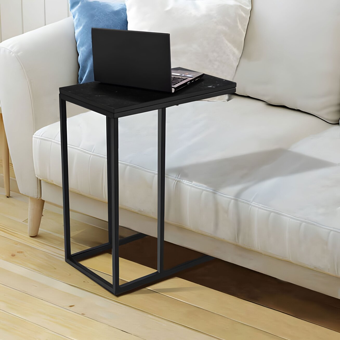 Šoninis staliukas nešiojamam kompiuteriui arba kavos staliukas, C formos, juodo marmuro dizainas, ModernHome 2