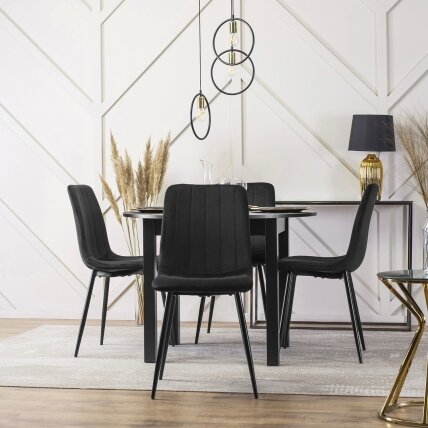 Ibis Juoda Aksominė Kėdė – Jūsų Komforto ir Stiliaus Sprendimas 2 Ibis Juoda Aksominė Kėdė – Jūsų Komforto ir Stiliaus Sprendimas 2