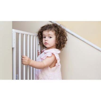 Apsauginiai varteliai 74-105 cm laiptams ir durims, plieniniai, su papildomomis panelėmis, balti ECOTOYS 1 Apsauginiai varteliai 74-105 cm laiptams ir durims, plieniniai, su papildomomis panelėmis, balti ECOTOYS 1