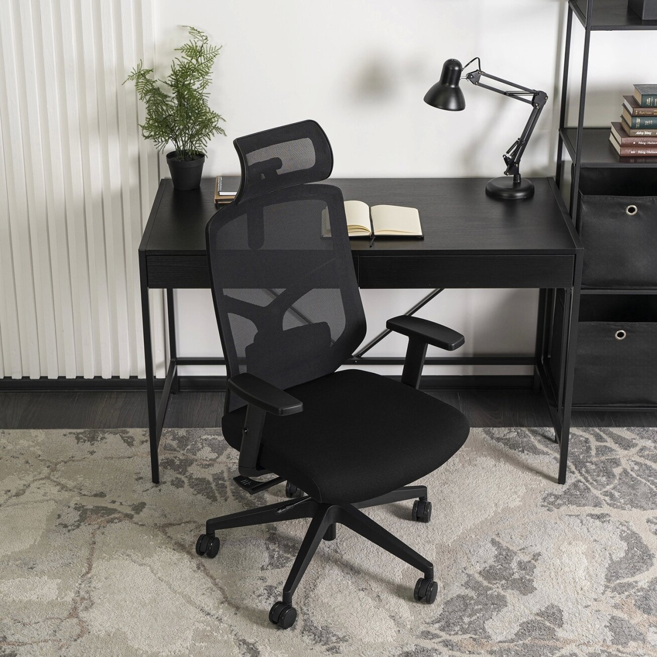 Bento BENTO ergonomiška pasukama biuro kėdė, juoda, moderni 1 Bento BENTO ergonomiška pasukama biuro kėdė, juoda, moderni 1