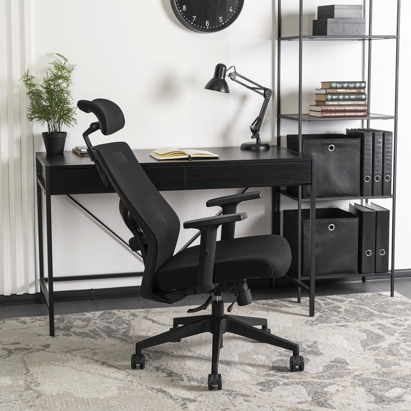 Bento BENTO ergonomiška pasukama biuro kėdė, juoda, moderni 3 Bento BENTO ergonomiška pasukama biuro kėdė, juoda, moderni 3