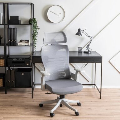 Karetas CARET 2 ergonomiška pasukama biuro kėdė, ventiliuojama, pilka, moderni