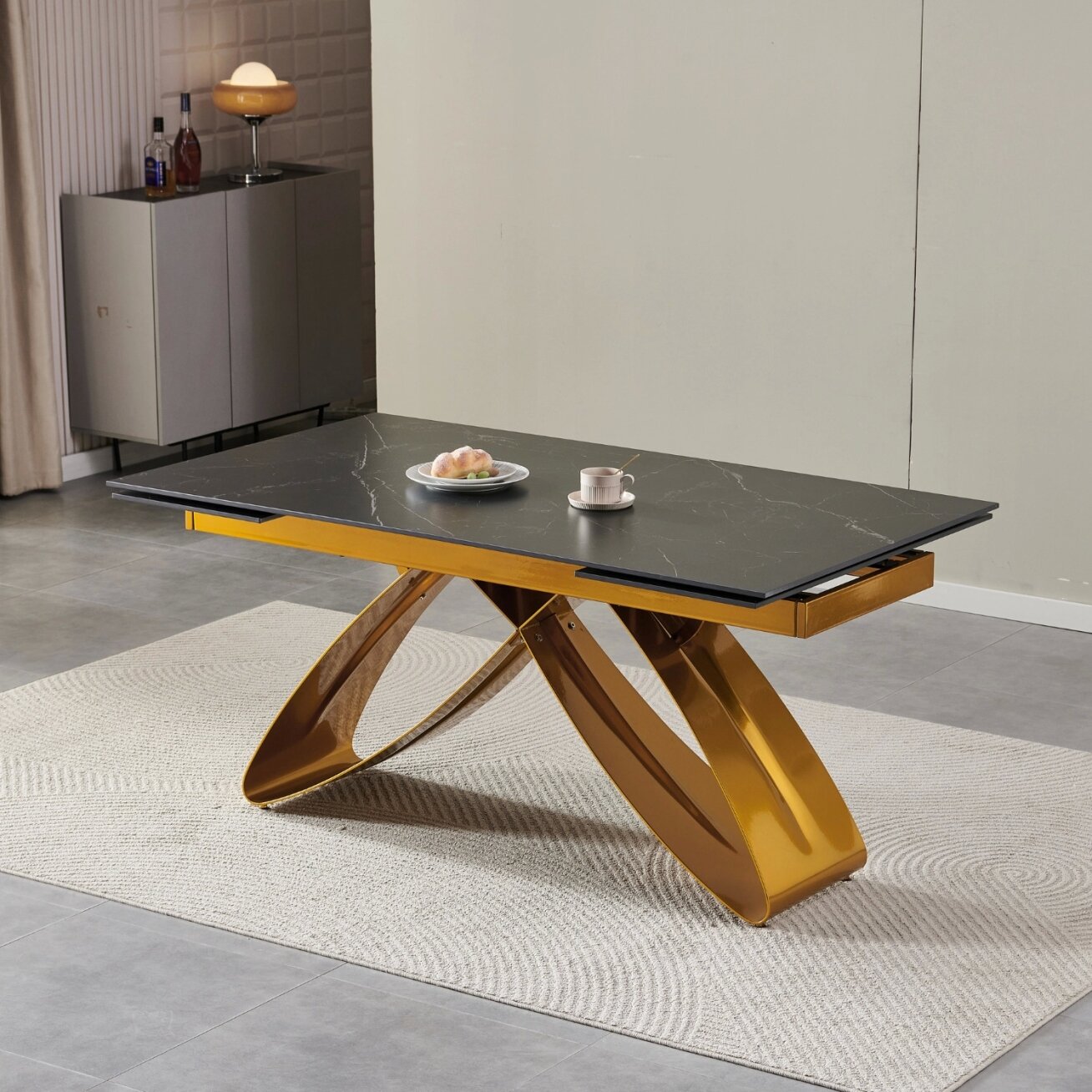 Luigi LUIGI stačiakampis ištraukiamas stalas, 160–240 cm, keramika, juodas marmuras/auksas, moderniam valgomajam 1 Luigi LUIGI stačiakampis ištraukiamas stalas, 160–240 cm, keramika, juodas marmuras/auksas, moderniam valgomajam 1